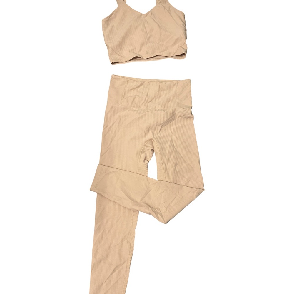 This is actually a beautiful pink  Activewear Set